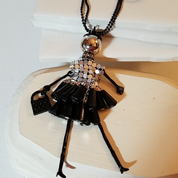 Double Black & Silver Strand Beaded Lady 24" - Picture 2 of 2